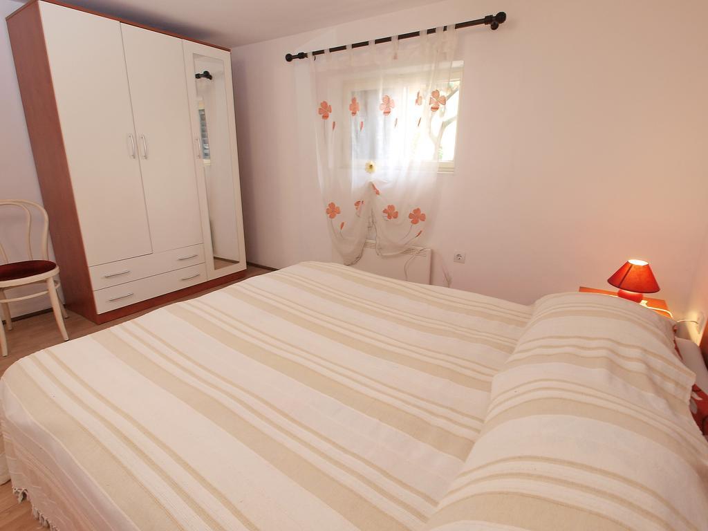 Ivanka 1056 Apartma Pula